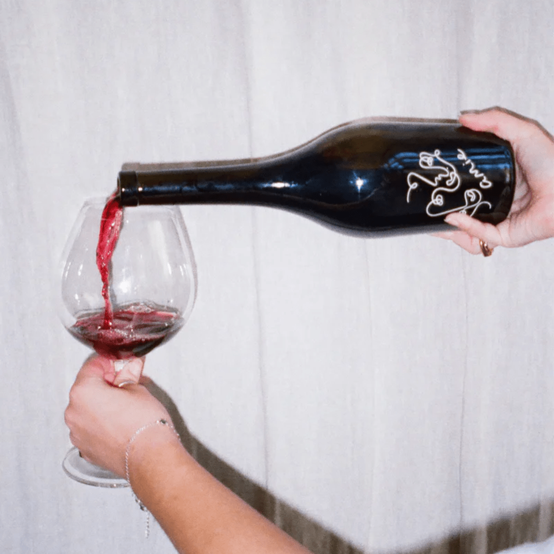 amie red wine, carigan